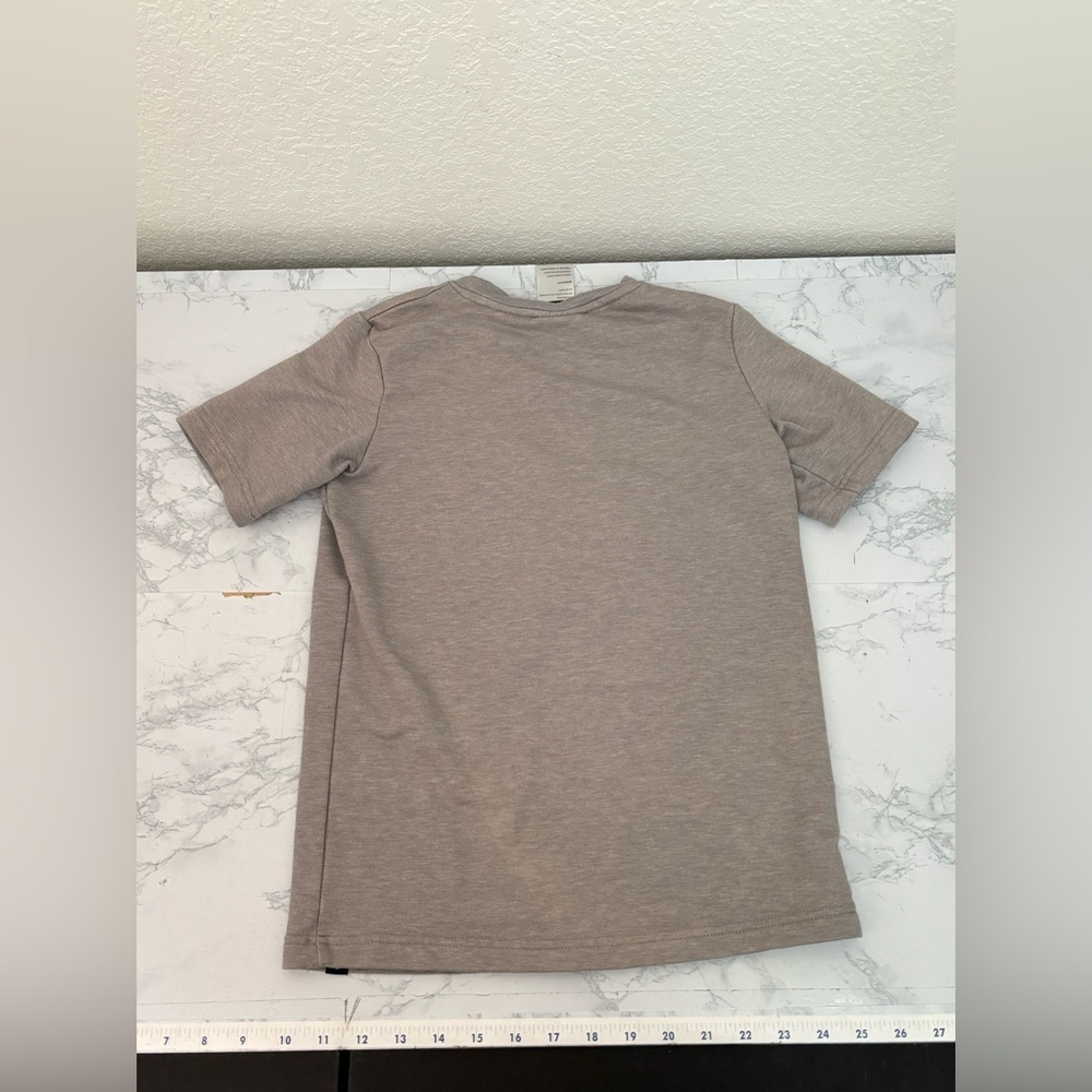 Umbro Boys Training Short Sleeve Shirt Size Medium Vtg Knit Lined Gray Soccer​​ - Picture 3 of 3